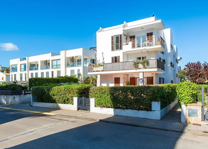 Planeta Mallorca Sea And Mountain Pollensa